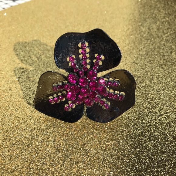 3 for $15 🌸Statement ring 🌸 - Picture 2 of 5